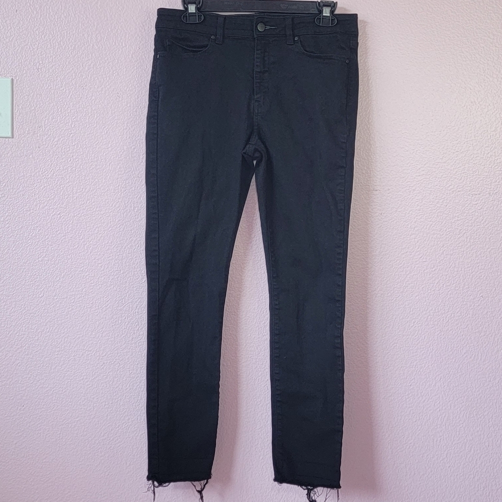 Uniqlo Black Skinny  Jeans/ 30x32 inch